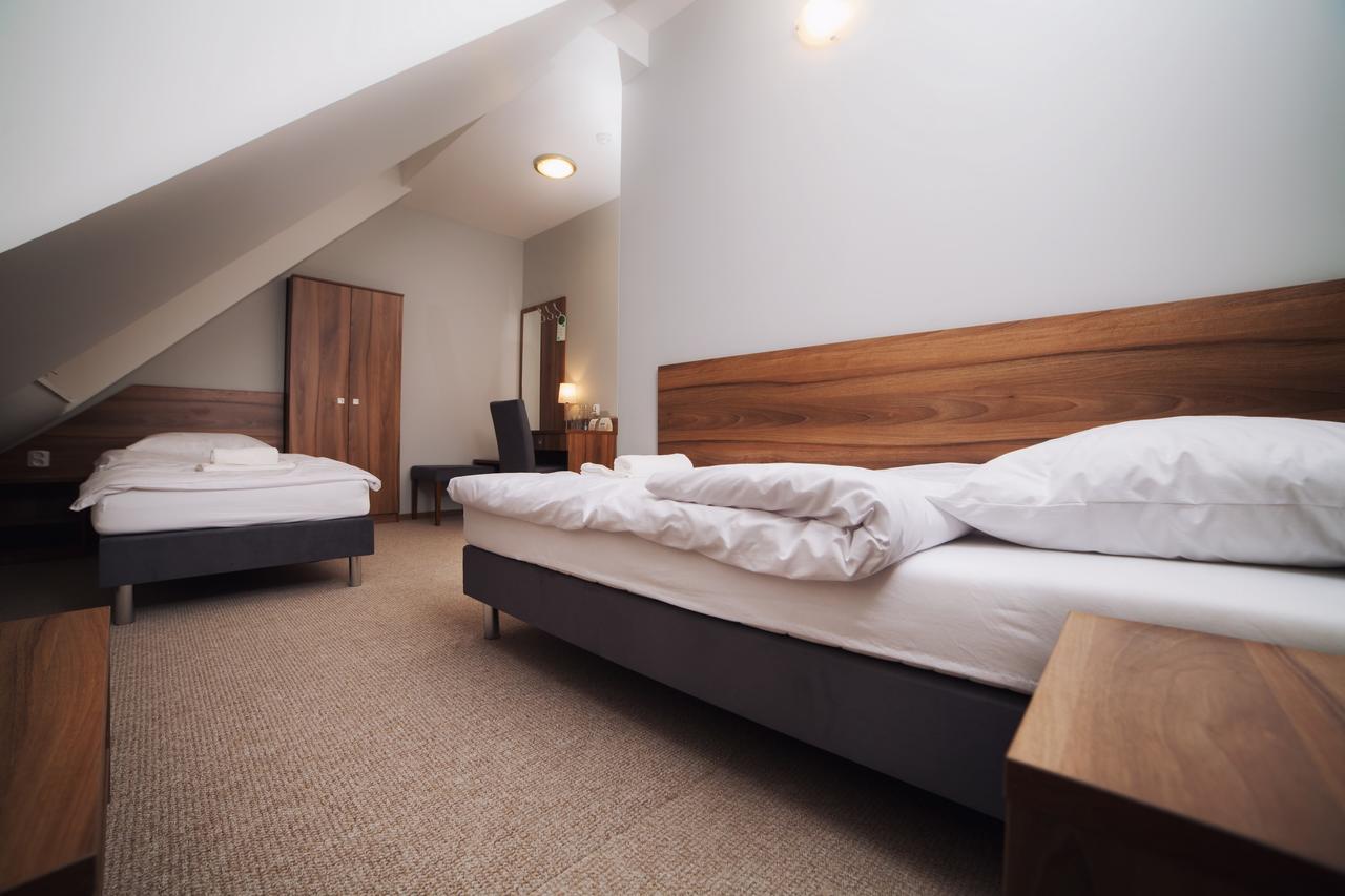 Gosciniec Lizawka Hotell Poznań Eksteriør bilde