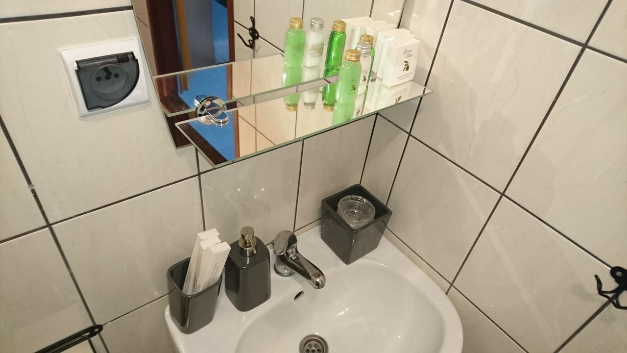 Gosciniec Lizawka Hotell Poznań Eksteriør bilde