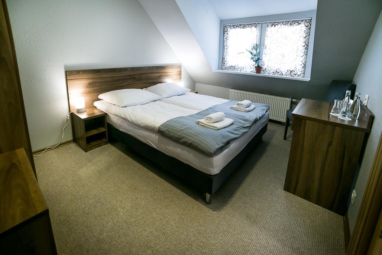 Gosciniec Lizawka Hotell Poznań Eksteriør bilde