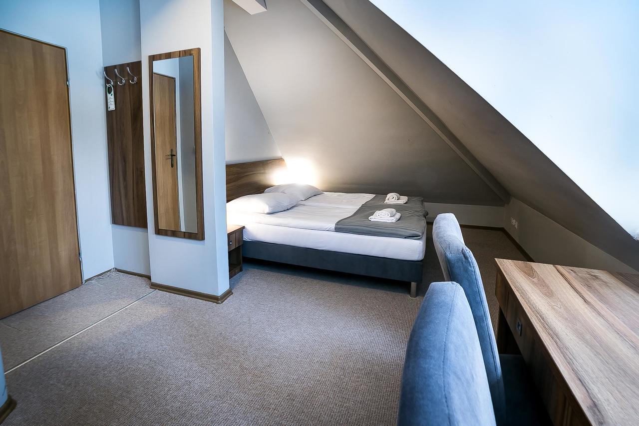 Gosciniec Lizawka Hotell Poznań Eksteriør bilde